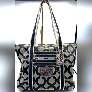 COACH Poppy Canvas Tote Black Op C Print Purple Lining Large Sequence Tag